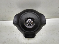 Подушка безопасности в рулевое колесо Volkswagen Jetta 2011- (УТ000081965) Оригинальный номер 1KM880201D