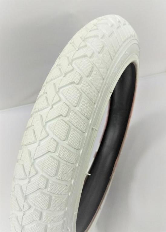 Белая резина 6. Белые покрышки. Покрышки с белой полосой. Шины с белой боковиной. Покрышка белая 14