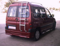 Спойлер со стопом под покраску стекловолокно Peugeot Partner 1996-2008